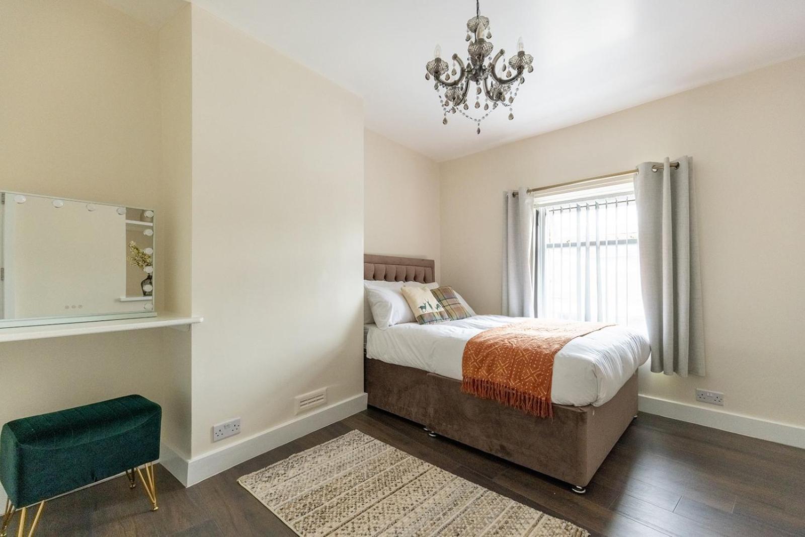 Central Buxton - Modern Cottage - Peak District Bagian luar foto